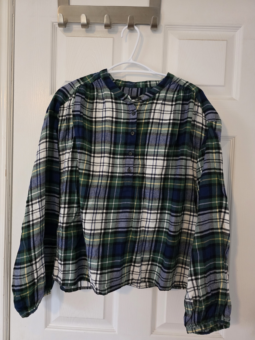 ✨️ BNWT ✨️ | GAP Plaid Half Button-Front Shirt | Size Large